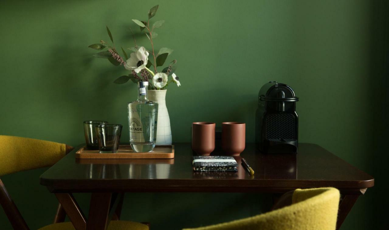 ザ ヴィンテージ ホテル&スパ リスボン エクステリア 写真 A Nespresso machine